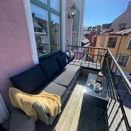 Adelsgatan Apartments Visby Innerstad Exterior photo